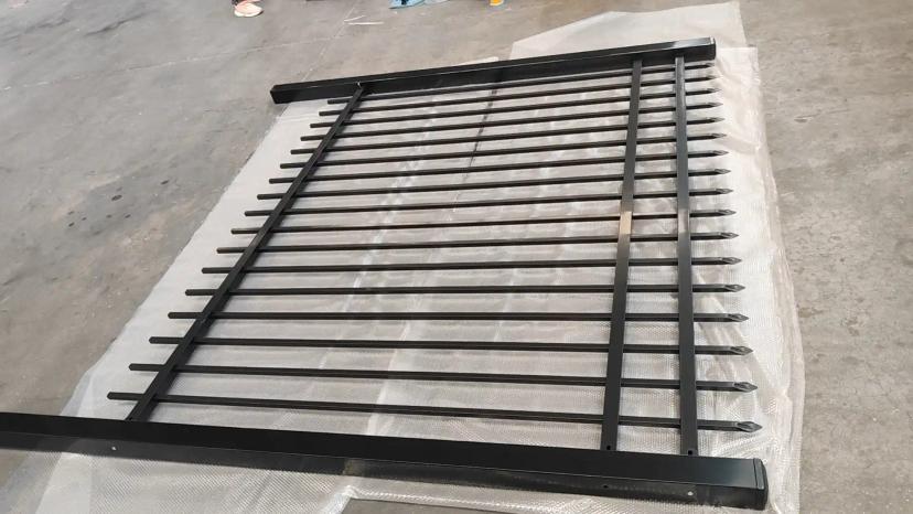 Australian hotel purchases 500 tubular fences for upgrade